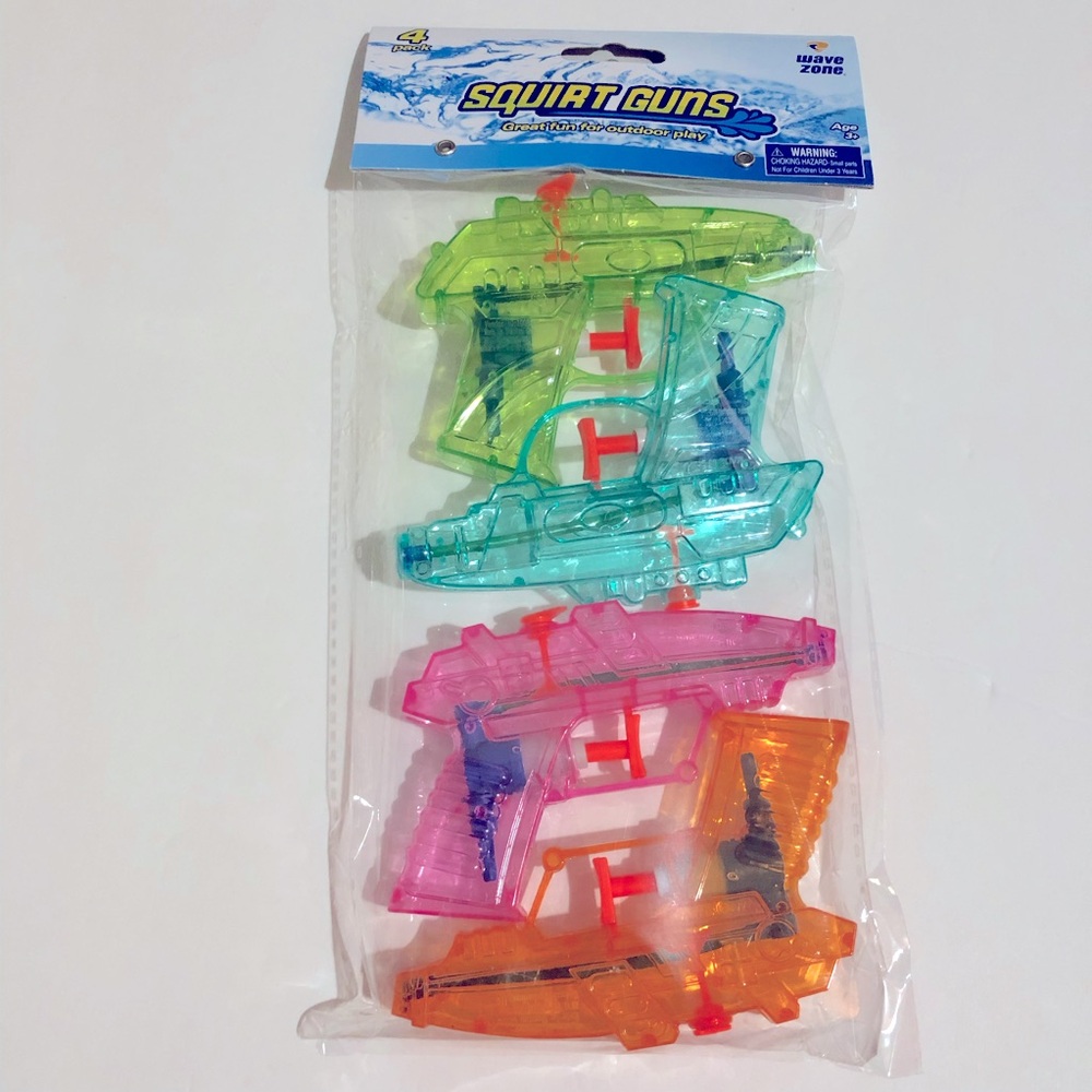 3/$15 NEW WAVE ZONE Squirt Guns 4 pack Summer Outdoor Game Age 3+ Multicolor
